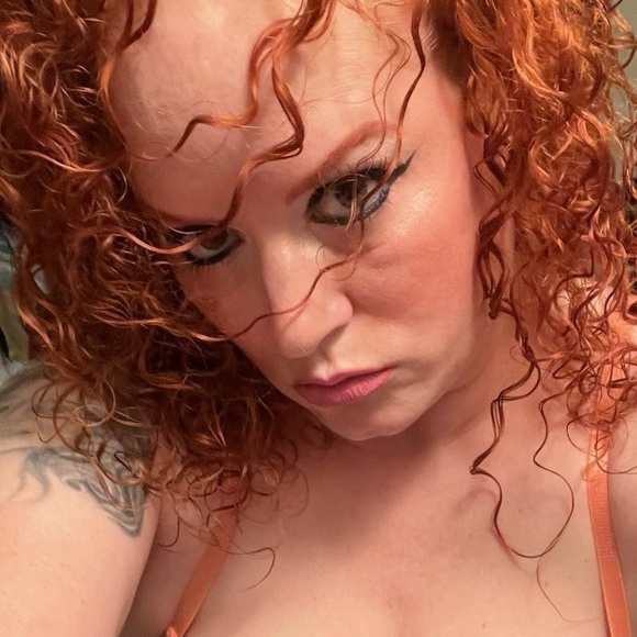 Meet your Posher, Claire🦂🐍🍀♏️☯️Celebrate this chance to be Alive & Breathing! - Picture 13 of 16